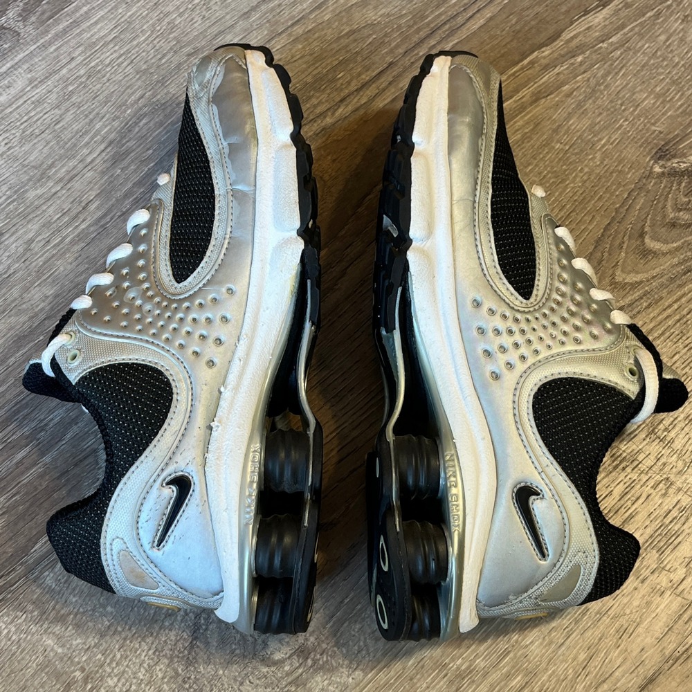 Nike Shox Women Running Shoes Silver Black Gold 309344-001 Size 7 Y2K Cybercore